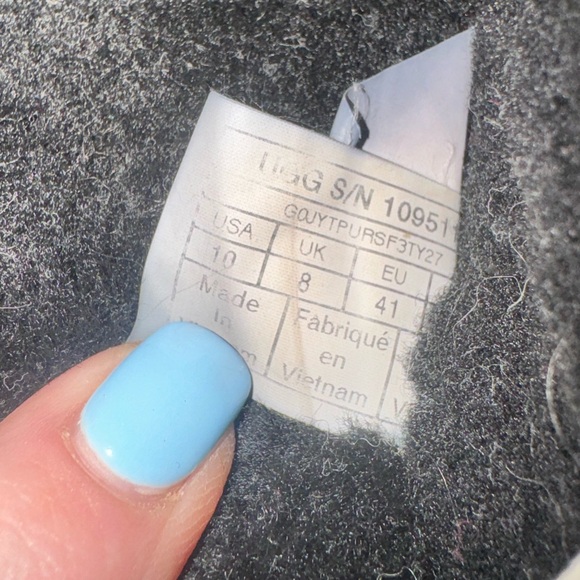 Black Ugg Fluff Yeah slides size 10 - Picture 5 of 7